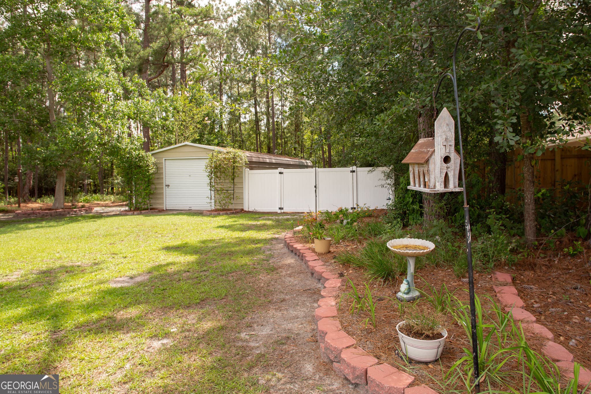 3 bedroom, 2 bathroom, 2,074 sq ft single family residence for sale at 2506 Lejuene Road, Waycross, GA 31501 — photo 8