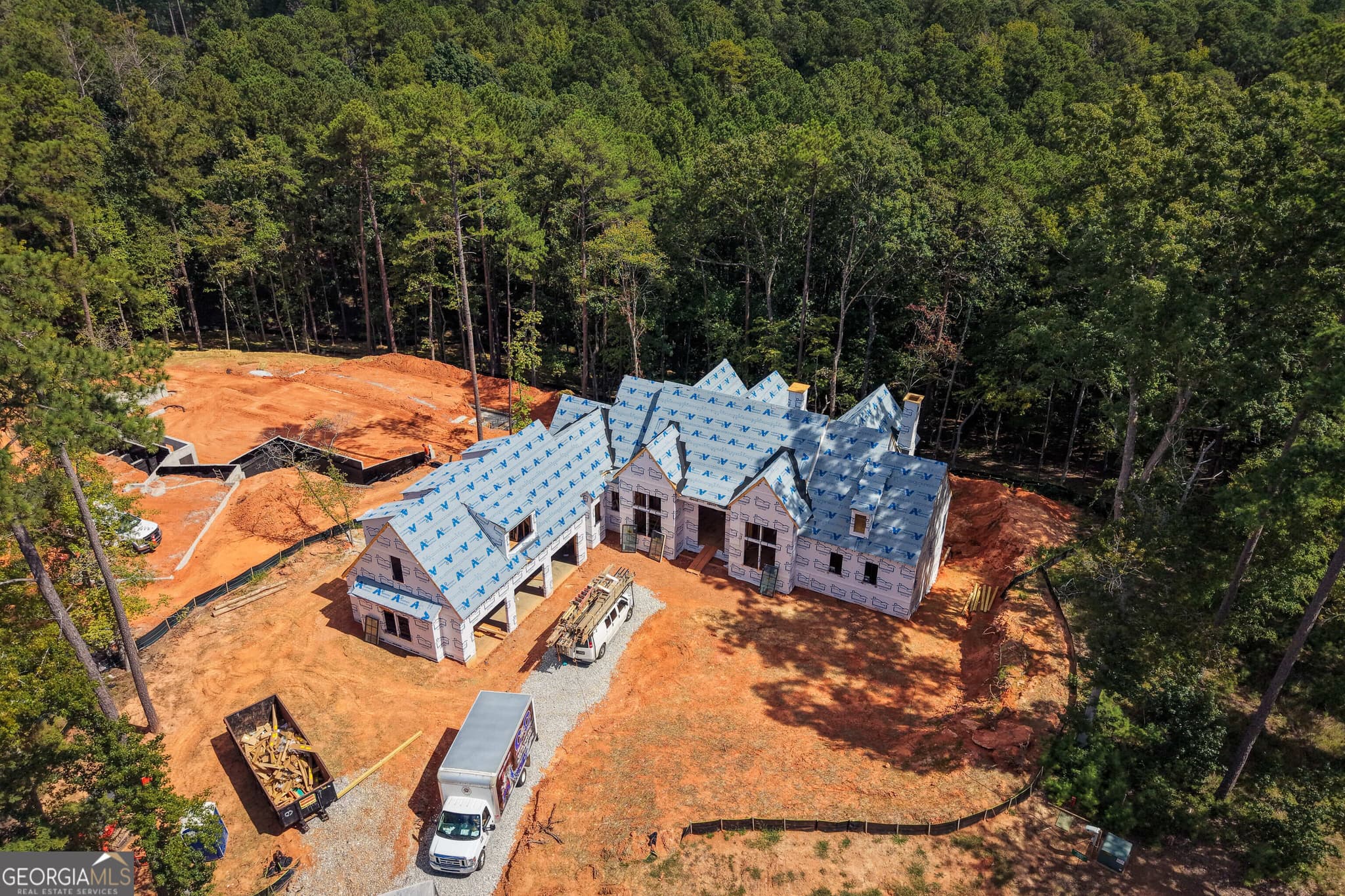 5 bedroom, 6 bathroom, 5,346 sq ft single family residence for sale at 1000 Eastridge Loop, Greensboro, GA 30642 — photo 1 of 14