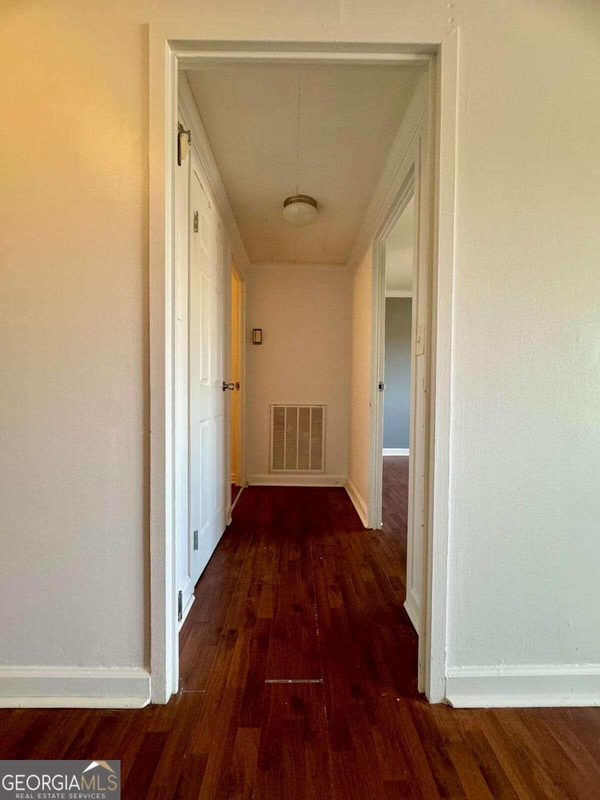 1 bedroom, 1 bathroom, 667 sq ft condominium for sale at 2285 Peachtree Road 1101, Atlanta, GA 30309 — photo 8