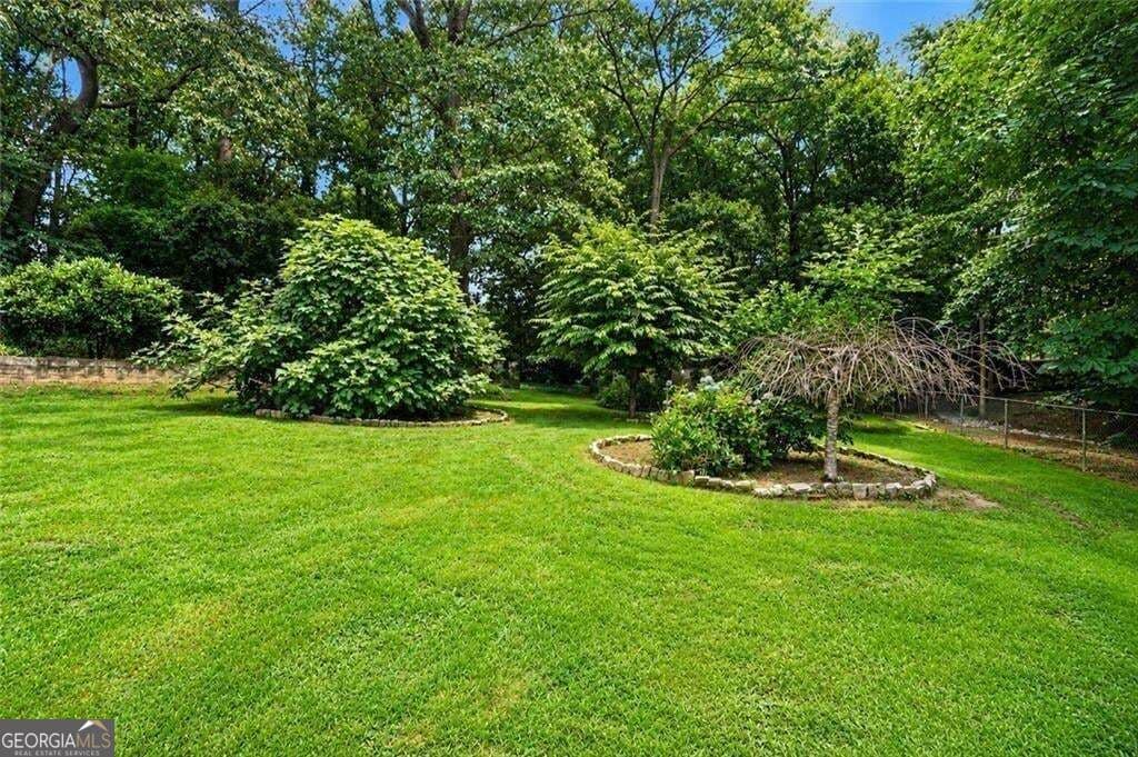 4 bedroom, 4 bathroom, 3,478 sq ft single family residence for sale at 1683 Oak Ridge Circle, Stone Mountain, GA 30087 — photo 6