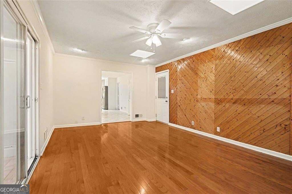 4 bedroom, 4 bathroom, 3,478 sq ft single family residence for sale at 1683 Oak Ridge Circle, Stone Mountain, GA 30087 — photo 9