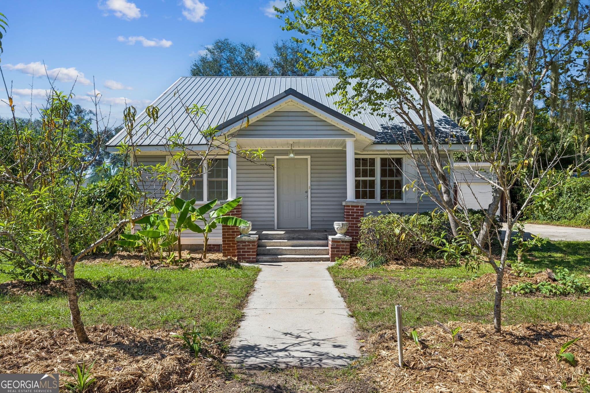 3 bedroom, 2 bathroom, 2,062 sq ft single family residence for sale at 238 S East Street, Kingsland, GA 31548 — photo 8