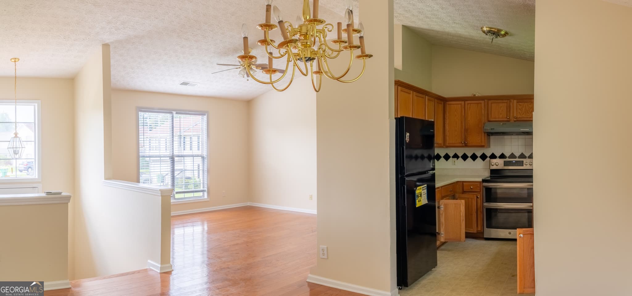 3 bedroom, 2 bathroom, 1,436 sq ft single family residence for sale at 561 Sirocco Court, Forest Park, GA 30297 — photo 6
