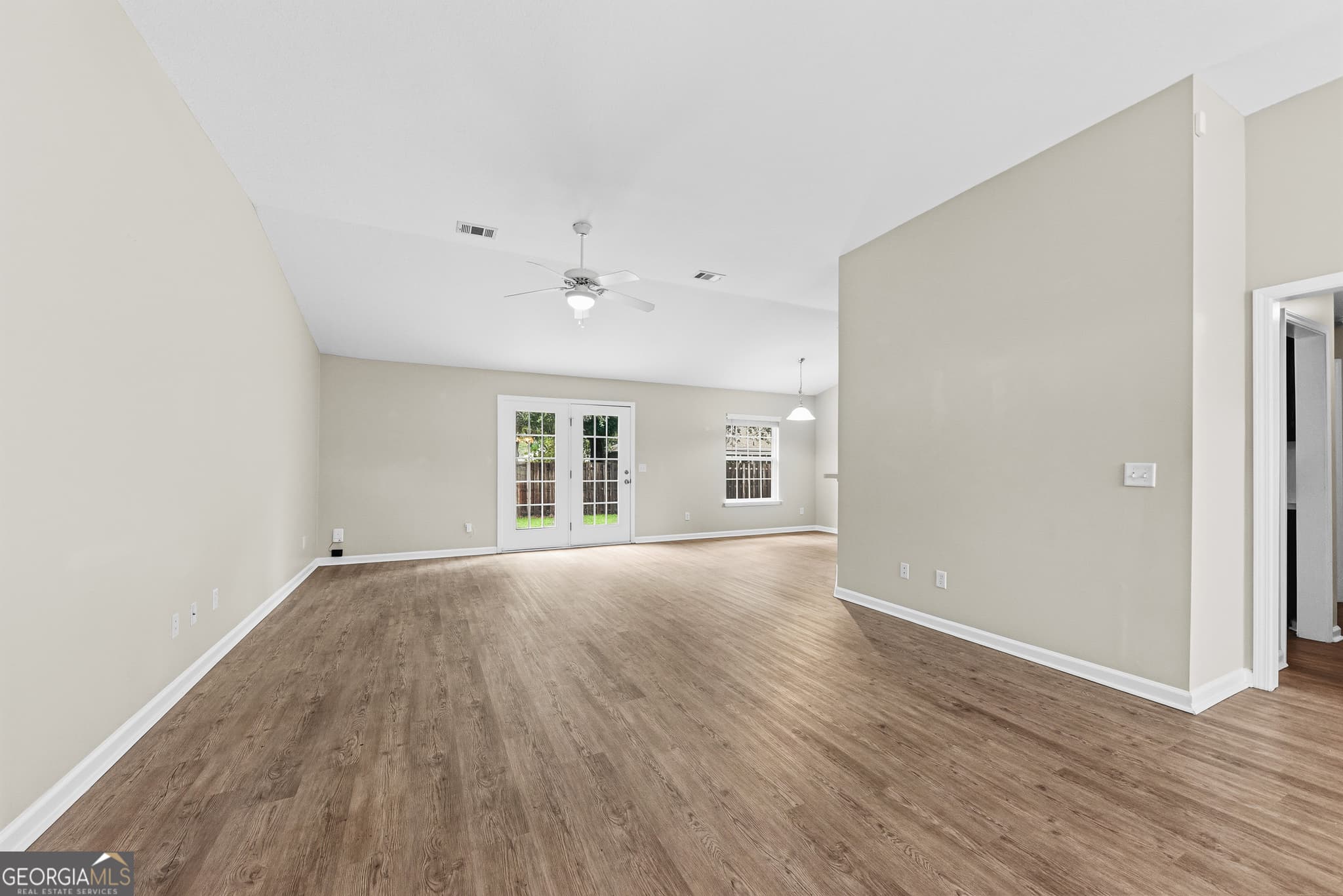 3 bedroom, 2 bathroom, 1,771 sq ft single family residence for sale at 57 Creekside Drive, St. Marys, GA 31558 — photo 7