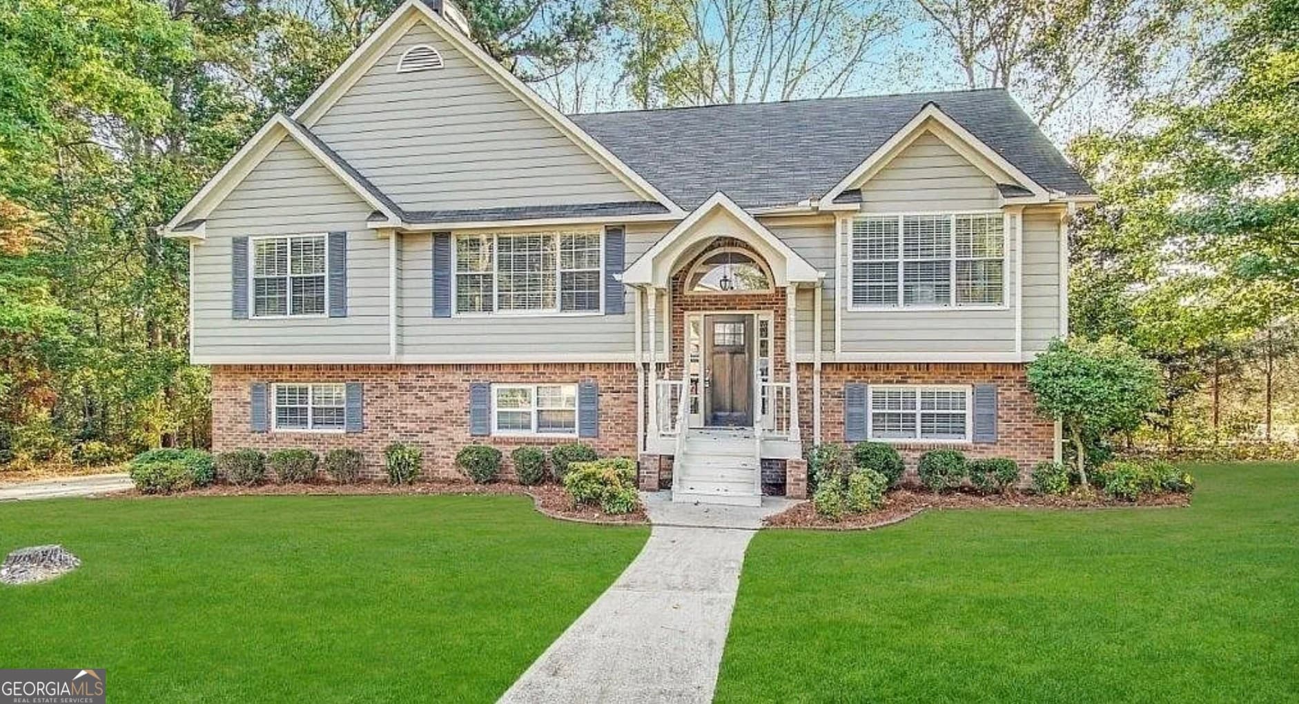 5 bedroom, 3 bathroom, 3,598 sq ft single family residence for sale at 1134 Wagon Trace, Douglasville, GA 30134 — photo 1 of 18
