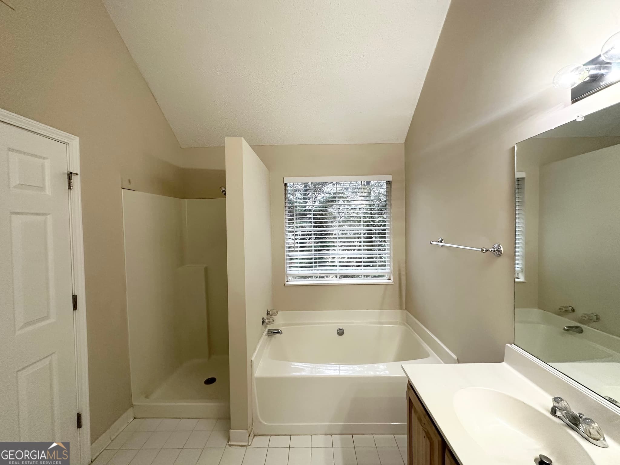 5 bedroom, 3 bathroom, 3,598 sq ft single family residence for sale at 1134 Wagon Trace, Douglasville, GA 30134 — photo 9