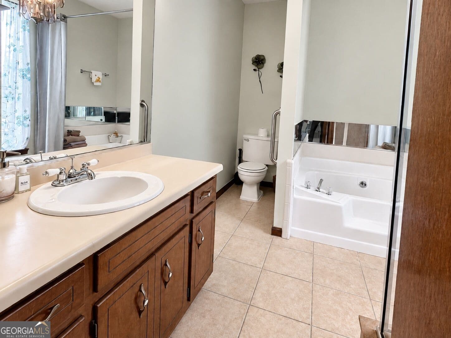 3 bedroom, 2 bathroom, 1,568 sq ft single family residence for sale at 1166 Lakeridge Court, Grayson, GA 30017 — photo 10