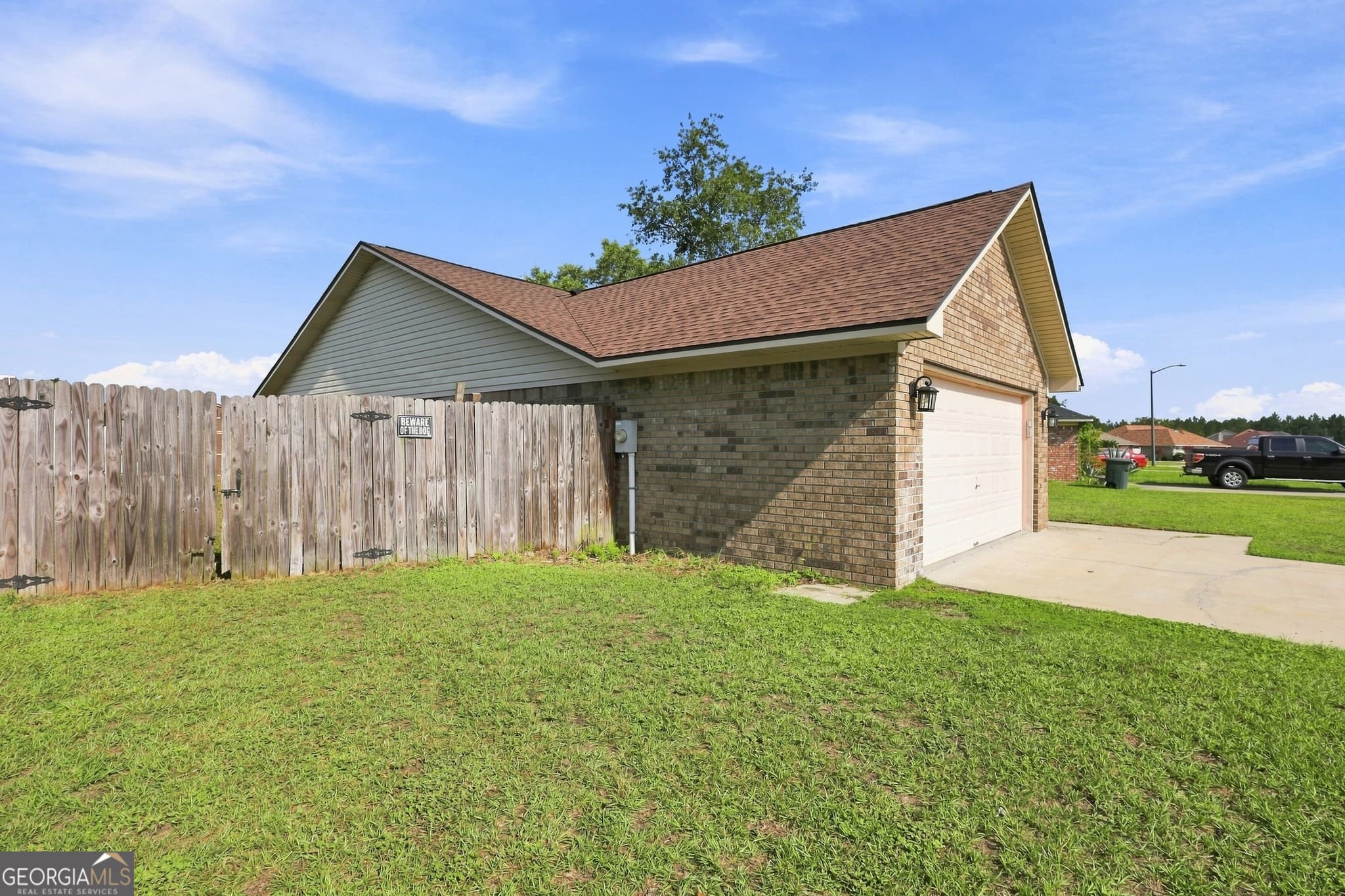 3 bedroom, 2 bathroom single family residence for sale at 176 Wayfair Lane, Hinesville, GA 31313 — photo 3