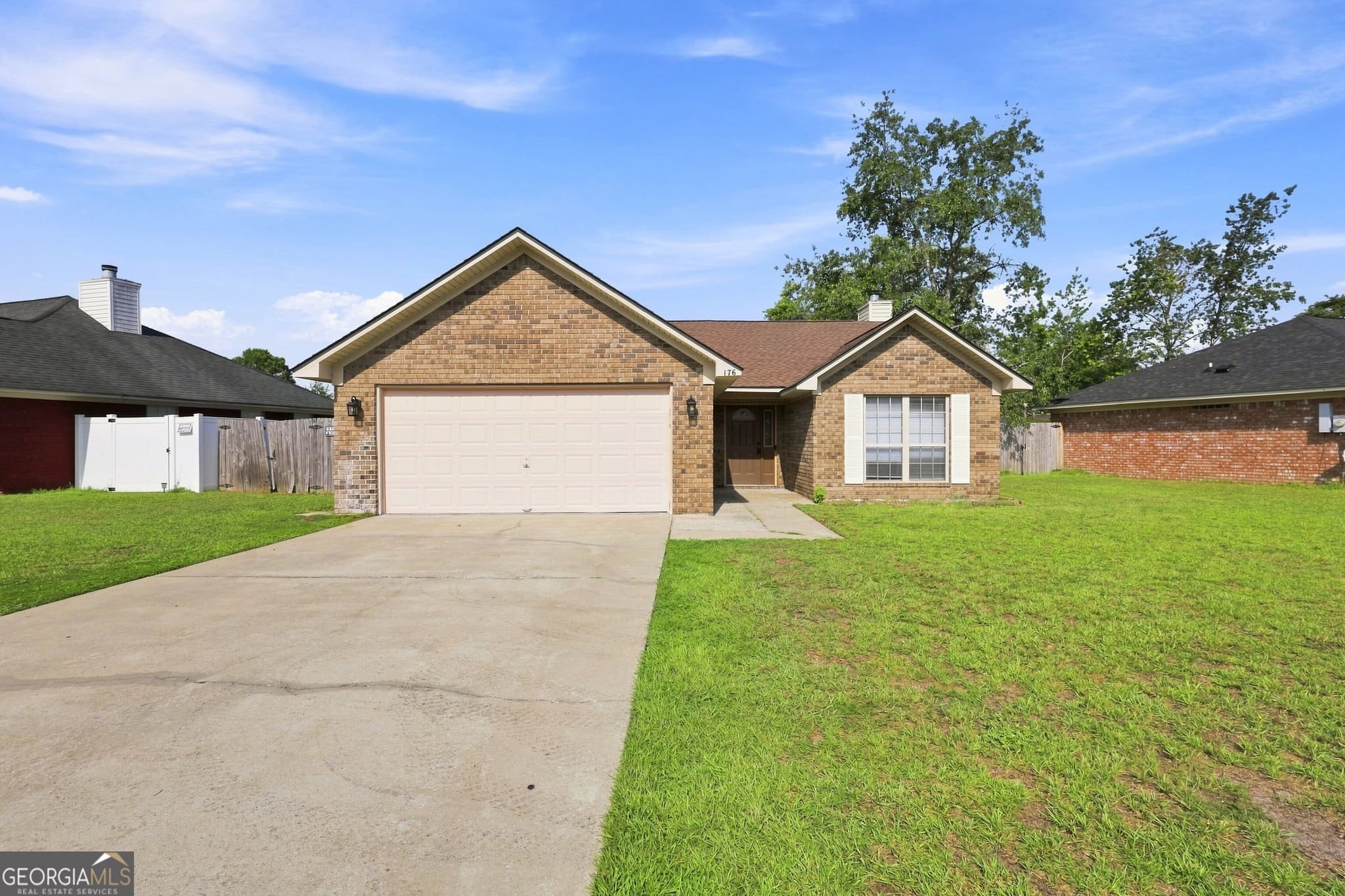 3 bedroom, 2 bathroom single family residence for sale at 176 Wayfair Lane, Hinesville, GA 31313