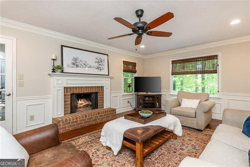 5 bedroom, 3.5 bathroom, 3,228 sq ft single family residence for sale at 4519 Lashley Court, Marietta, GA 30068 — photo 7