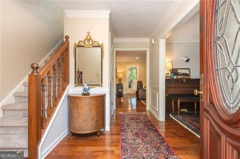 5 bedroom, 3.5 bathroom, 3,228 sq ft single family residence for sale at 4519 Lashley Court, Marietta, GA 30068 — photo 3