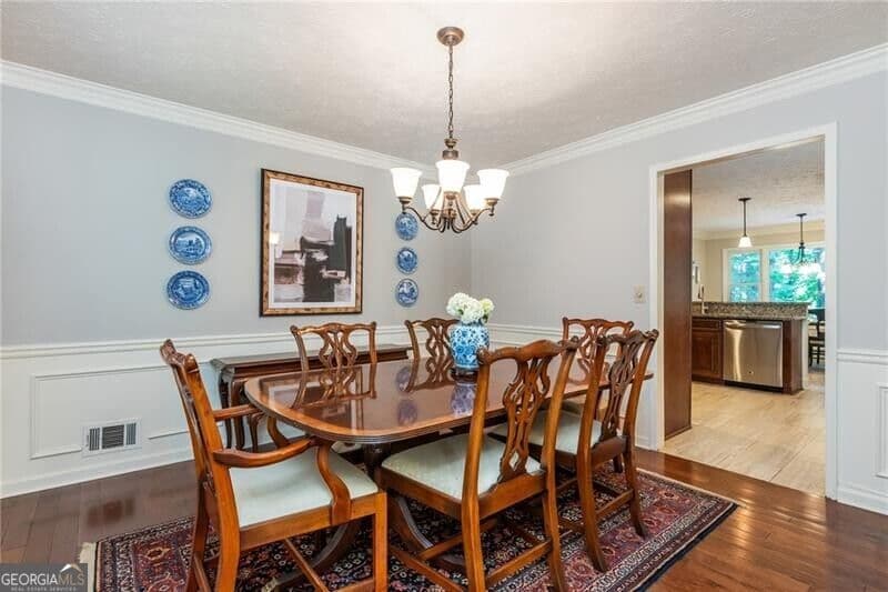5 bedroom, 3.5 bathroom, 3,228 sq ft single family residence for sale at 4519 Lashley Court, Marietta, GA 30068 — photo 5