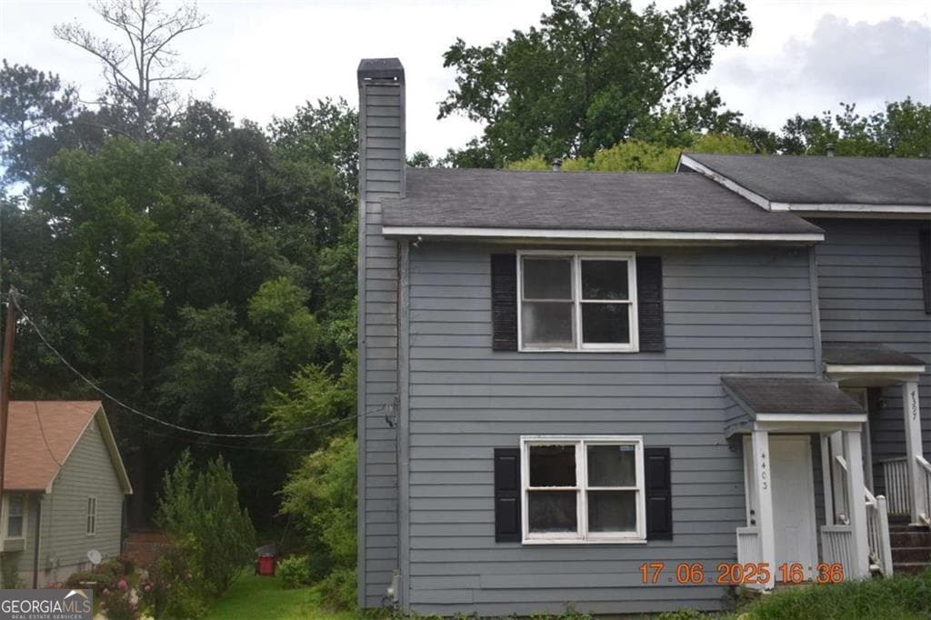 3 bedroom, 1.5 bathroom, 1,120 sq ft townhouse for sale at 4403 Azalea Drive, Macon, GA 31210