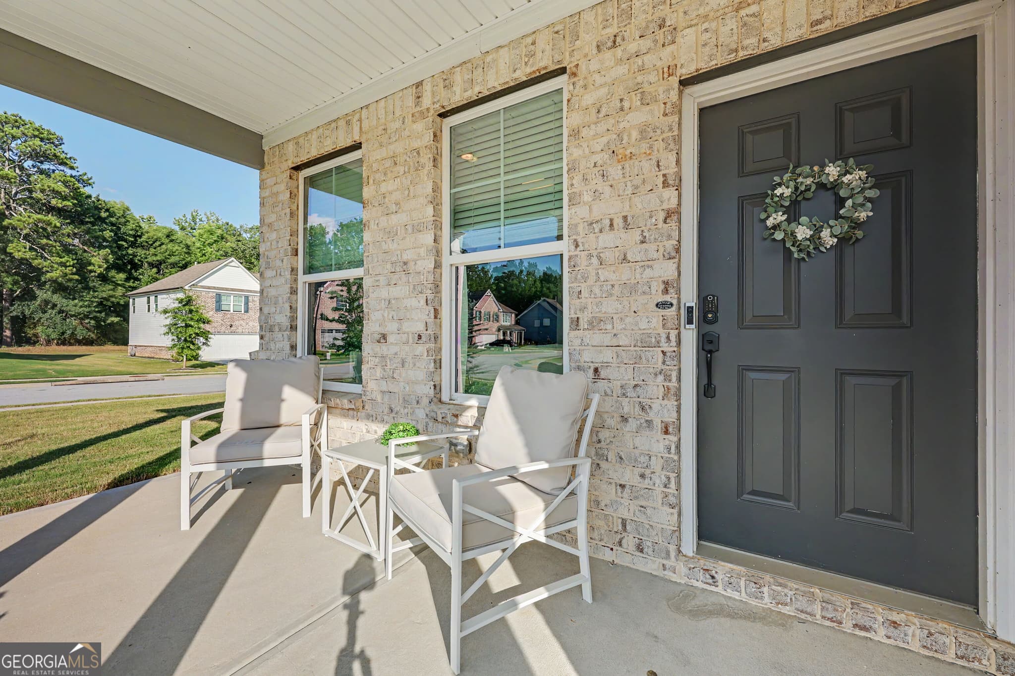 3 bedroom, 2.5 bathroom, 2,293 sq ft single family residence for sale at 1826 Woodsley Court, Loganville, GA 30052 — photo 5