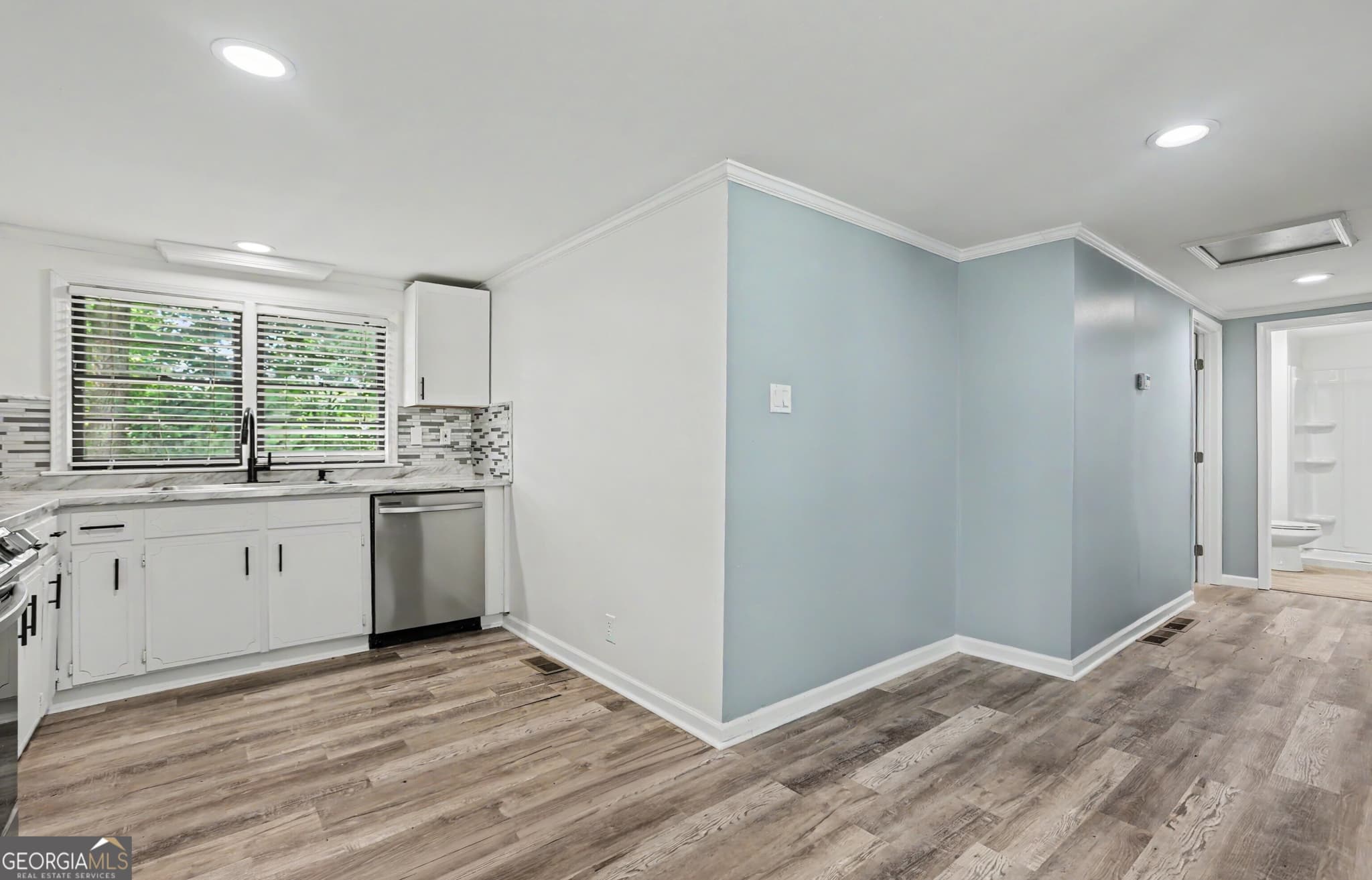 3 bedroom, 3 bathroom, 1,200 sq ft single family residence for sale at 3338 Bailey Road, Dacula, GA 30019 — photo 9