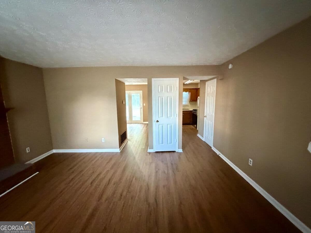 2 bedroom, 2.5 bathroom duplex for rent at 6696 Chupp Road A, Lithonia, GA 30058 for $1,195 a month — photo 2