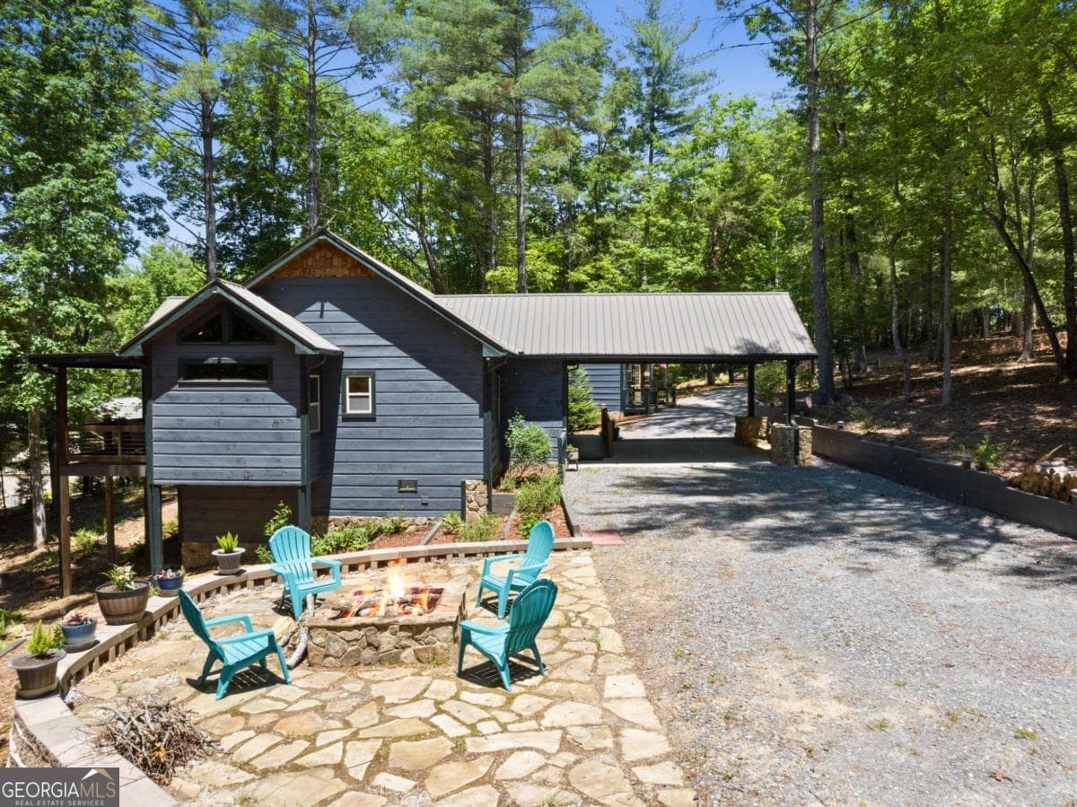 2 bedroom, 2 bathroom, 1,164 sq ft cabin,single family residence for sale at 206 Winding Brook Trail, Morganton, GA 30560 — photo 4