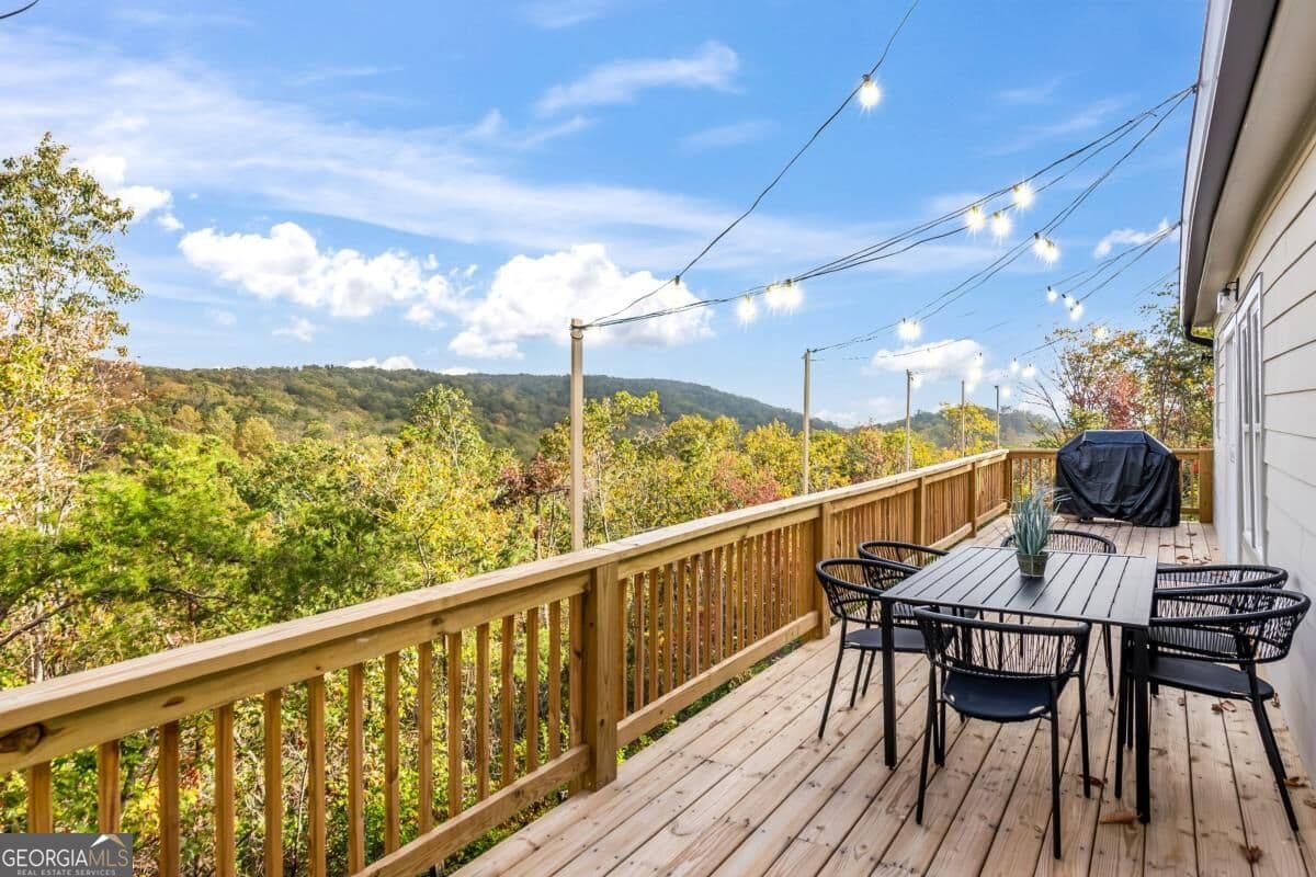 4 bedroom, 2 bathroom, 1,729 sq ft single family residence for sale at 587 E Oak Trace, Jasper, GA 30143 — photo 4