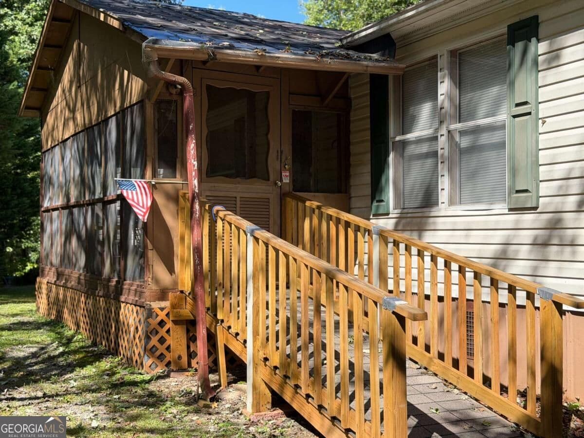 2 bedroom, 2 bathroom, 1,512 sq ft manufactured home,single family residence for sale at 1284 Bud Walt Road, Hiawassee, GA 30546 — photo 2