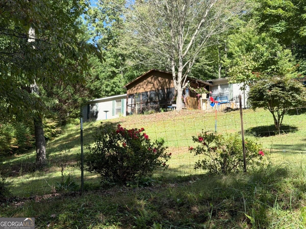 2 bedroom, 2 bathroom, 1,512 sq ft manufactured home,single family residence for sale at 1284 Bud Walt Road, Hiawassee, GA 30546