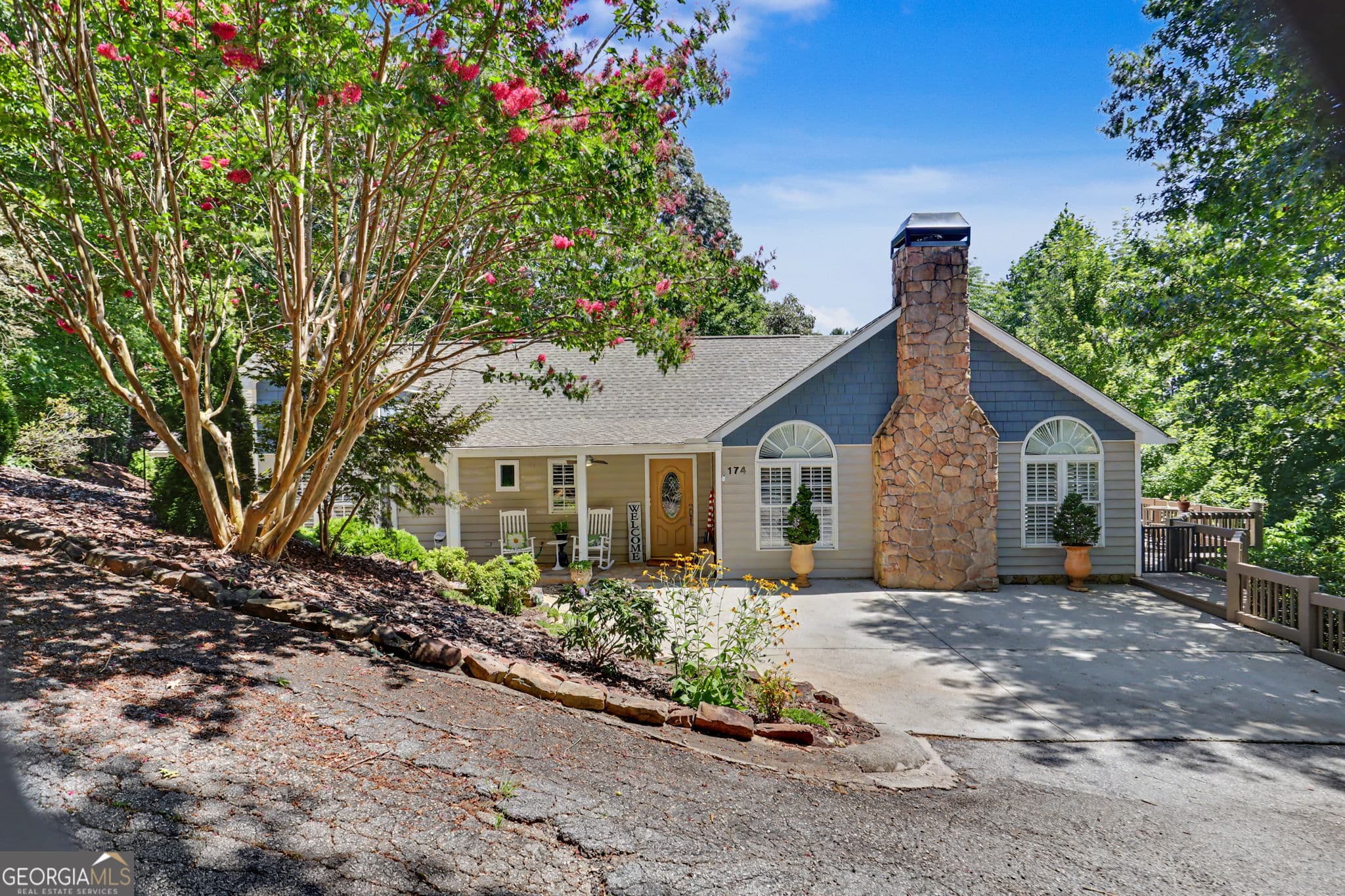 3 bedroom, 3 bathroom, 2,360 sq ft single family residence for sale at 174 Bell Colony Road, Dillard, GA 30537 — photo 6