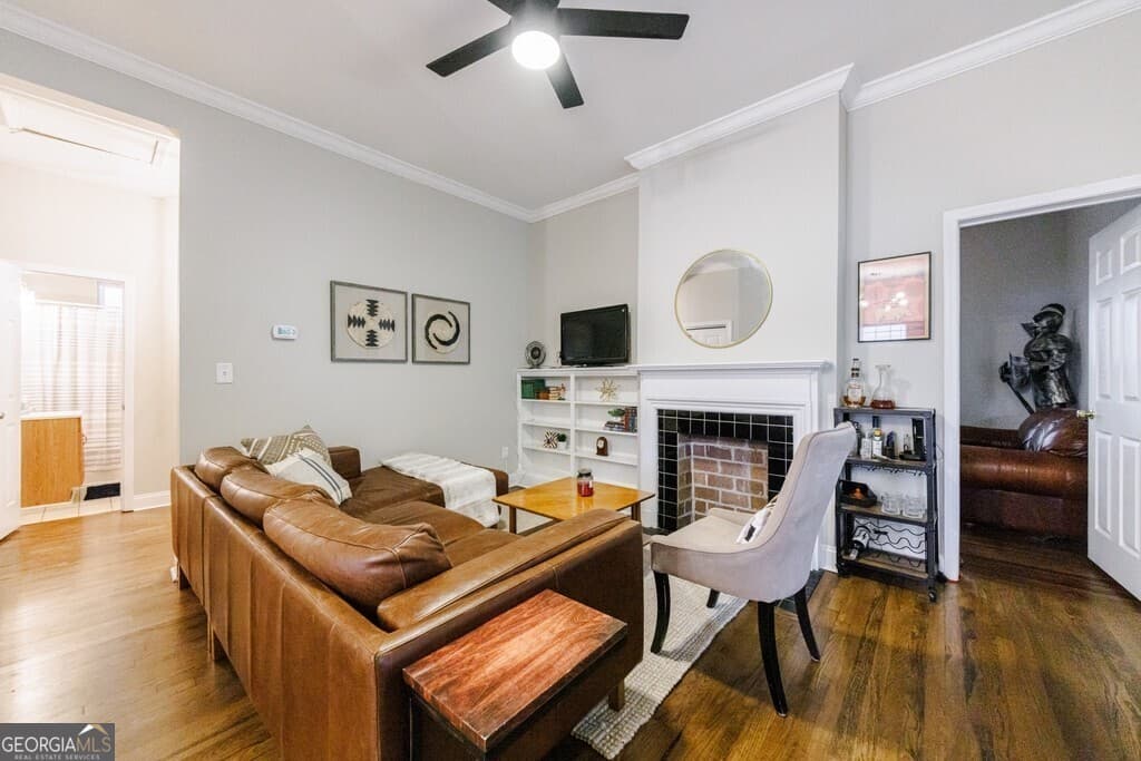 3 bedroom, 2 bathroom, 1,324 sq ft single family residence for rent at 358 Clifford Avenue, Atlanta, GA 30317 for $2,850 a month — photo 3