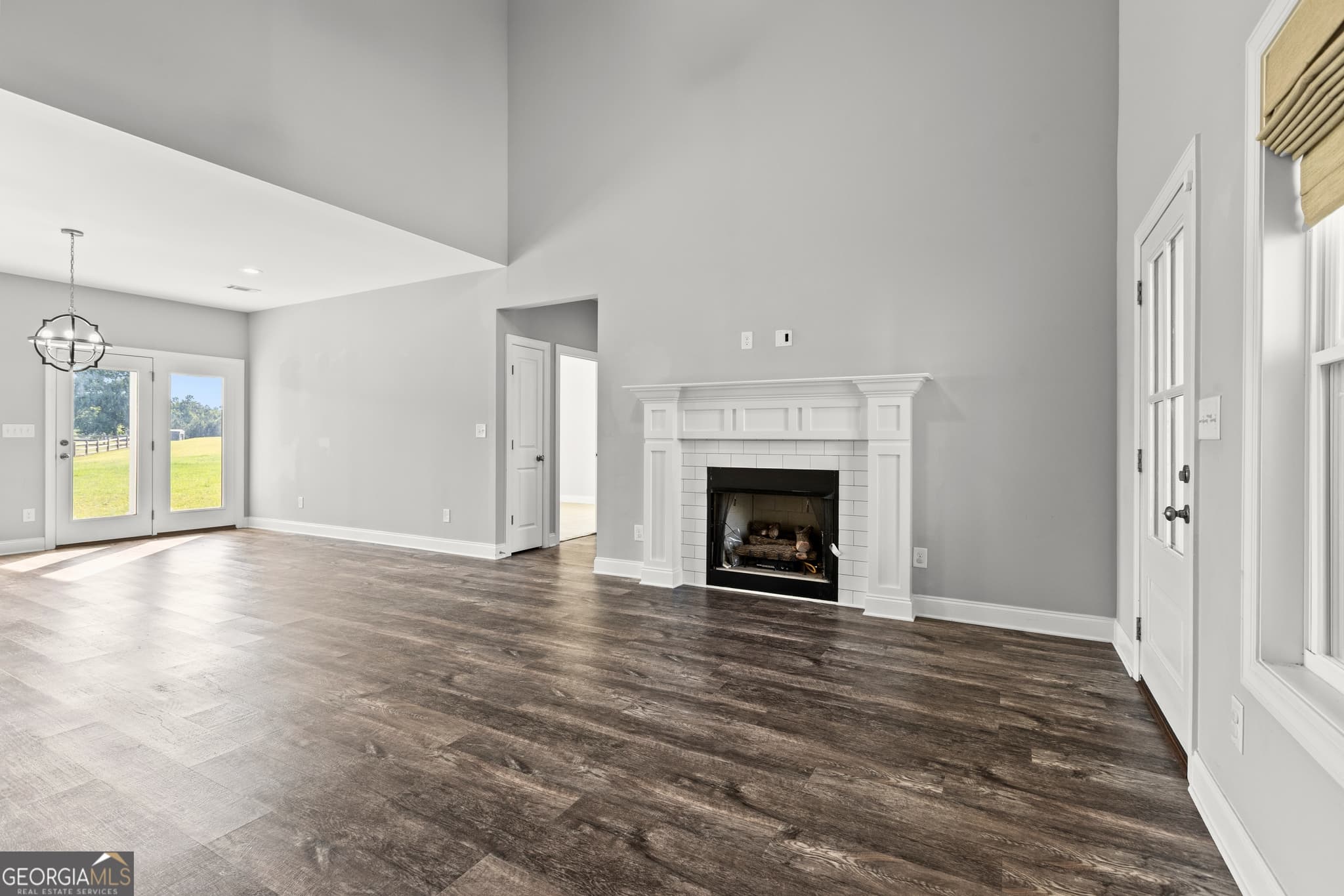 4 bedroom, 2.5 bathroom, 2,330 sq ft single family residence under contract at 1641 County Rd 548, Lanett, AL 36863 — photo 7