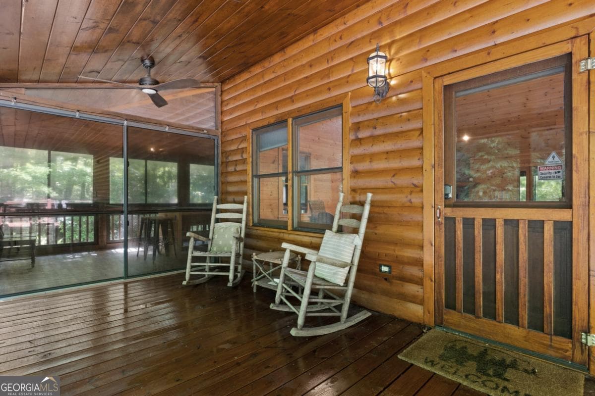 3 bedroom, 3 bathroom, 3,240 sq ft cabin,single family residence for sale at 220 Solar Drive, Blue Ridge, GA 30513 — photo 7