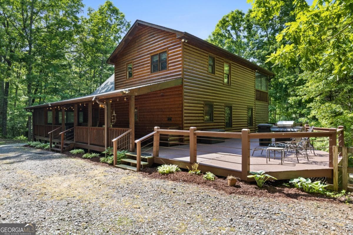 3 bedroom, 3 bathroom, 3,240 sq ft cabin,single family residence for sale at 220 Solar Drive, Blue Ridge, GA 30513 — photo 1 of 59