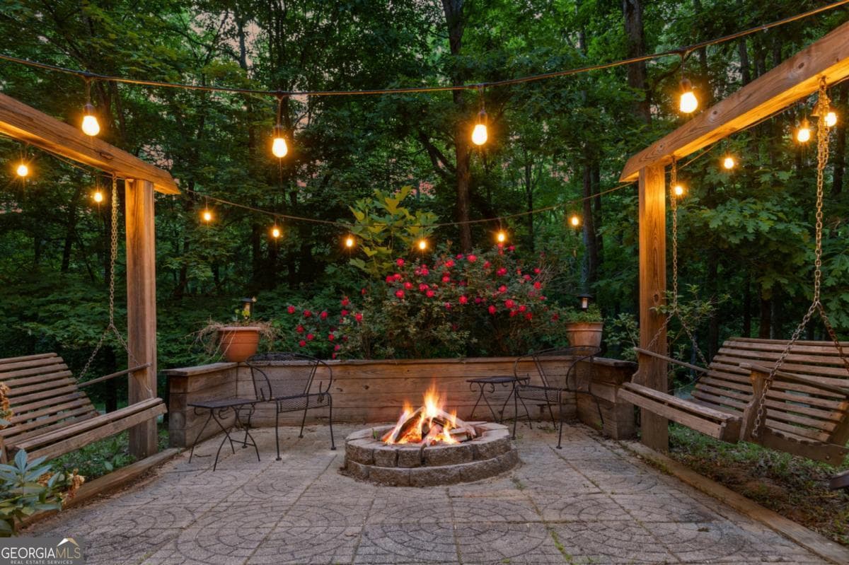3 bedroom, 3 bathroom, 3,240 sq ft cabin,single family residence for sale at 220 Solar Drive, Blue Ridge, GA 30513 — photo 4