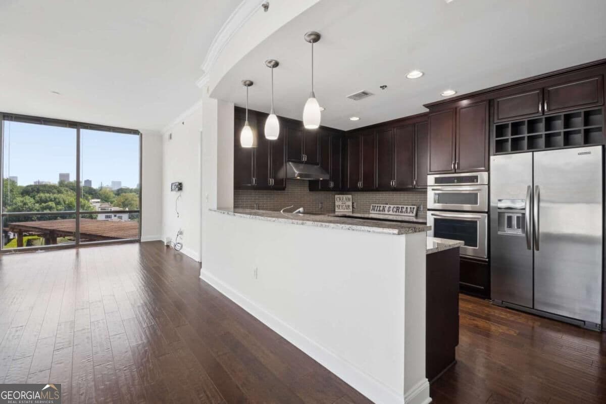 2 bedroom, 2.5 bathroom, 1,535 sq ft condominium for sale at 270 17th Street 601, Atlanta, GA 30363 — photo 6