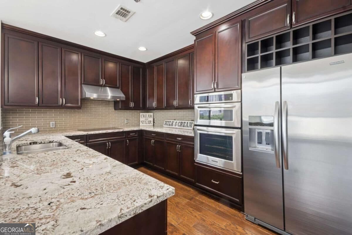 2 bedroom, 2.5 bathroom, 1,535 sq ft condominium for sale at 270 17th Street 601, Atlanta, GA 30363 — photo 4