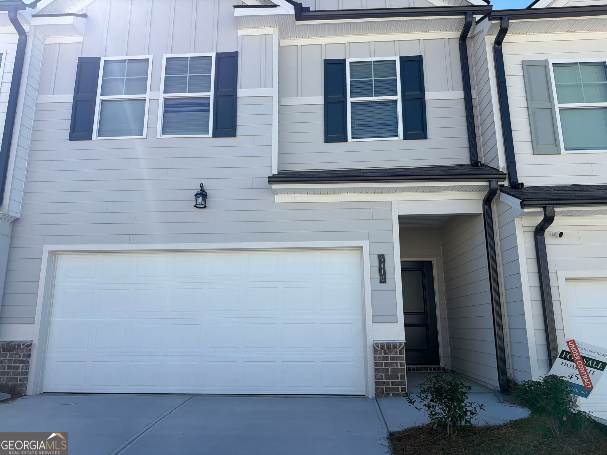 3 bedroom, 2.5 bathroom townhouse for rent at 6410 Rosetta Drive, South Fulton, GA 30331 for $2,050 a month — photo 1 of 11