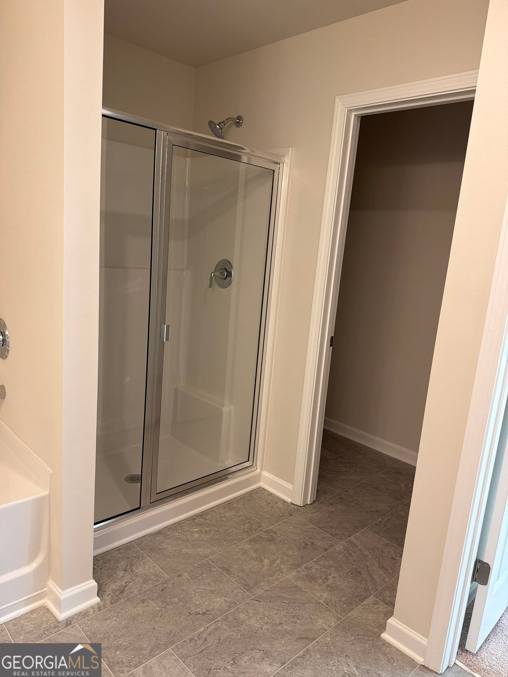 3 bedroom, 2.5 bathroom townhouse for rent at 6410 Rosetta Drive, South Fulton, GA 30331 for $2,050 a month — photo 8