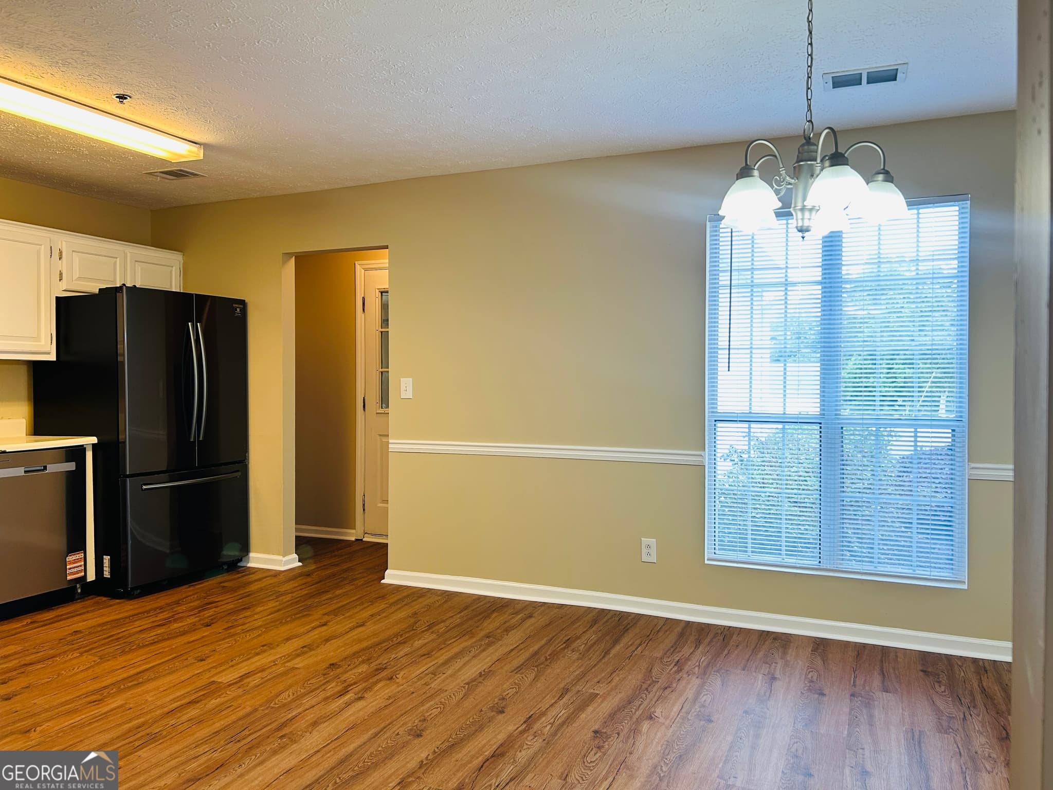 3 bedroom, 5 bathroom, 1,284 sq ft single family residence for rent at 210 Shamrock Way, Newnan, GA 30263 for $1,995 a month — photo 9