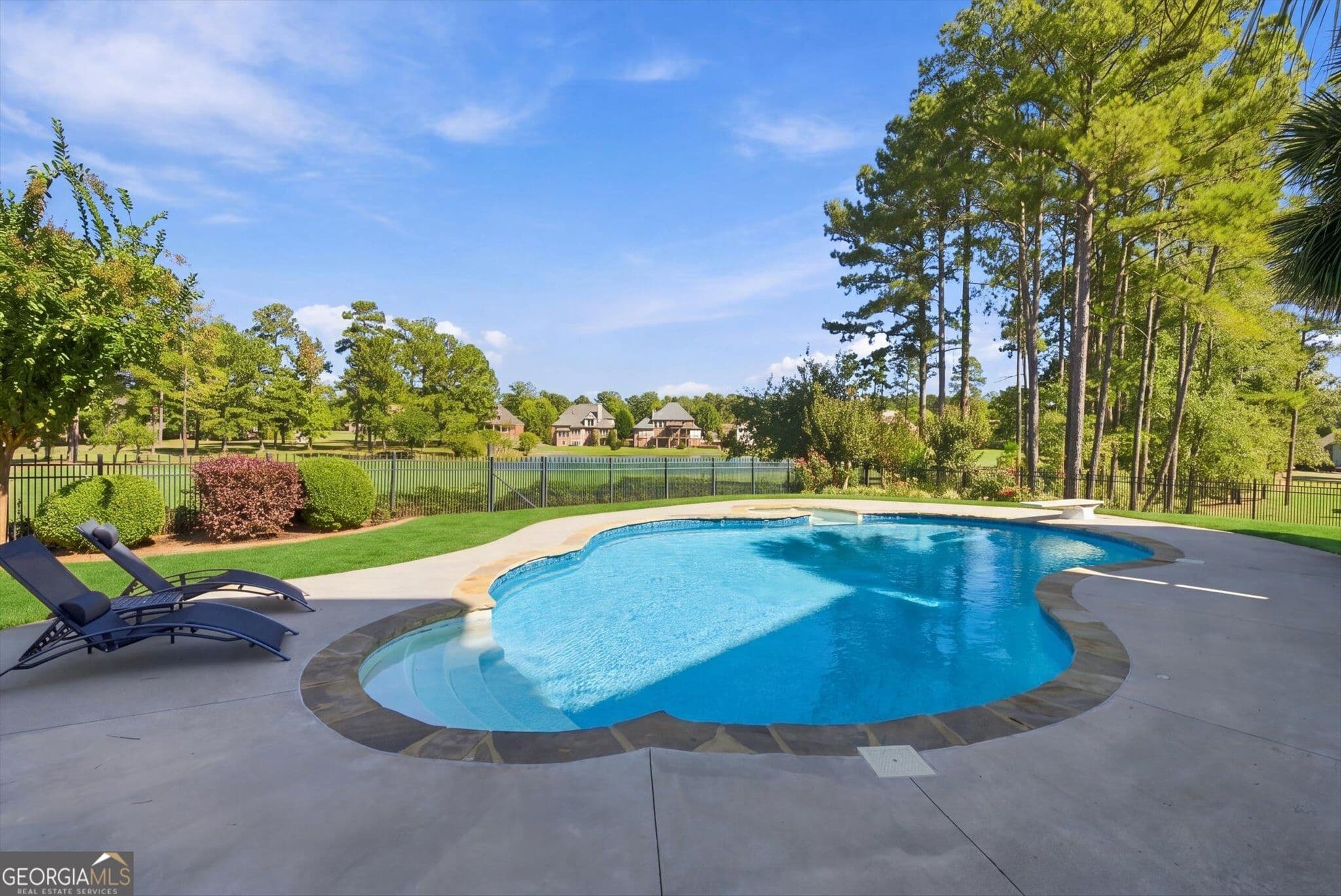 5 bedroom, 6 bathroom, 7,944 sq ft single family residence for sale at 1509 Windward Drive, Locust Grove, GA 30248 — photo 6