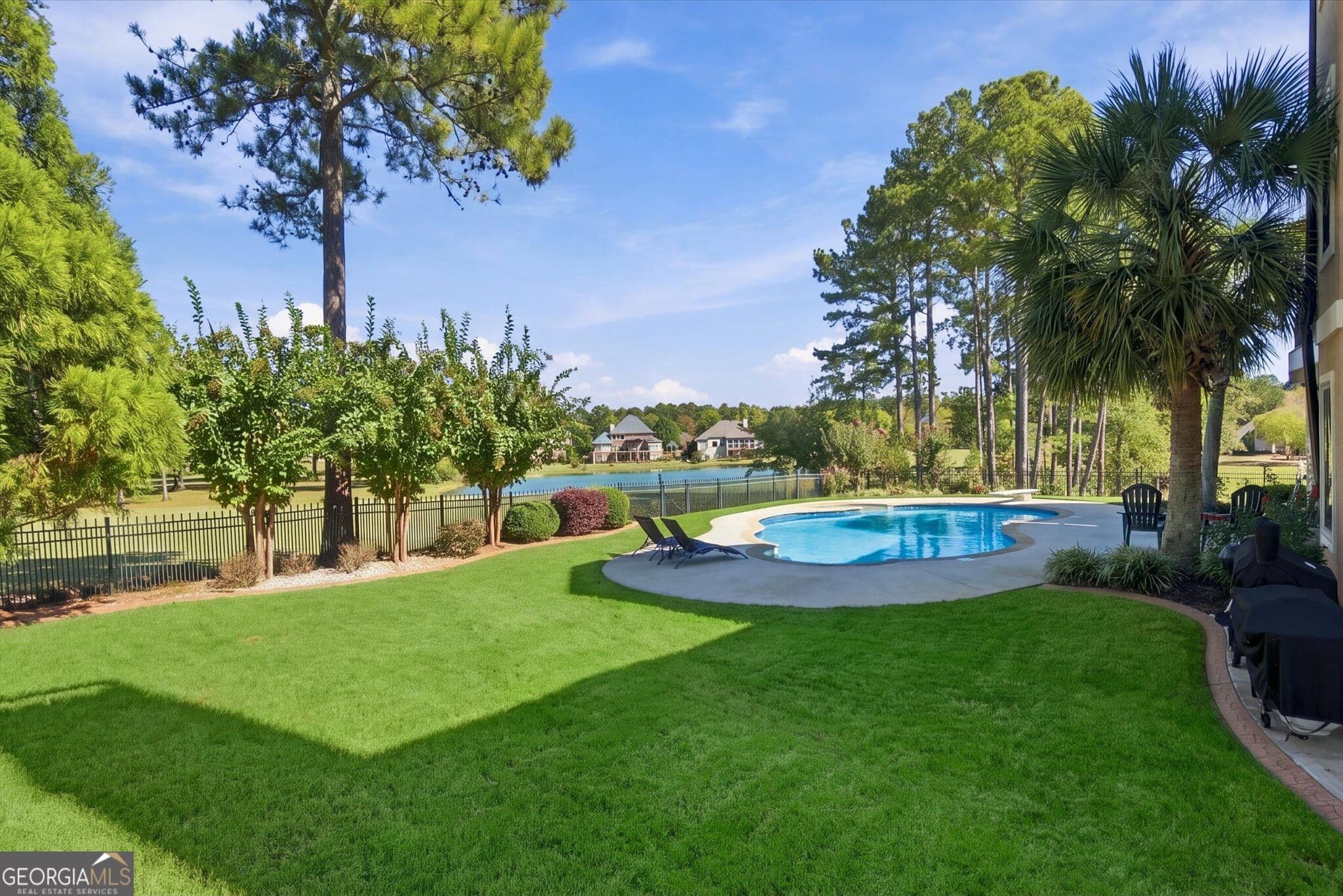 5 bedroom, 6 bathroom, 7,944 sq ft single family residence for sale at 1509 Windward Drive, Locust Grove, GA 30248 — photo 7