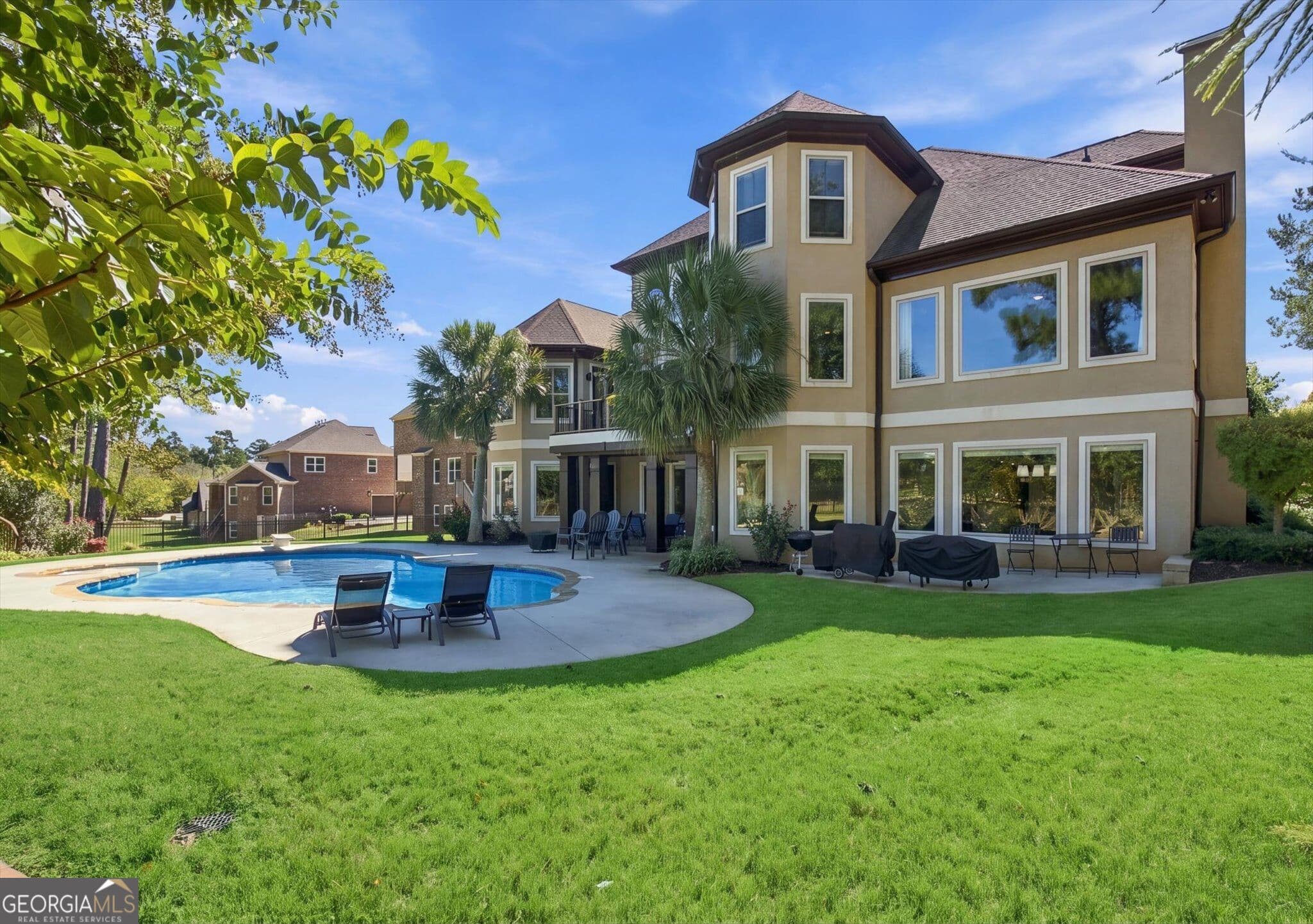 5 bedroom, 6 bathroom, 7,944 sq ft single family residence for sale at 1509 Windward Drive, Locust Grove, GA 30248 — photo 4
