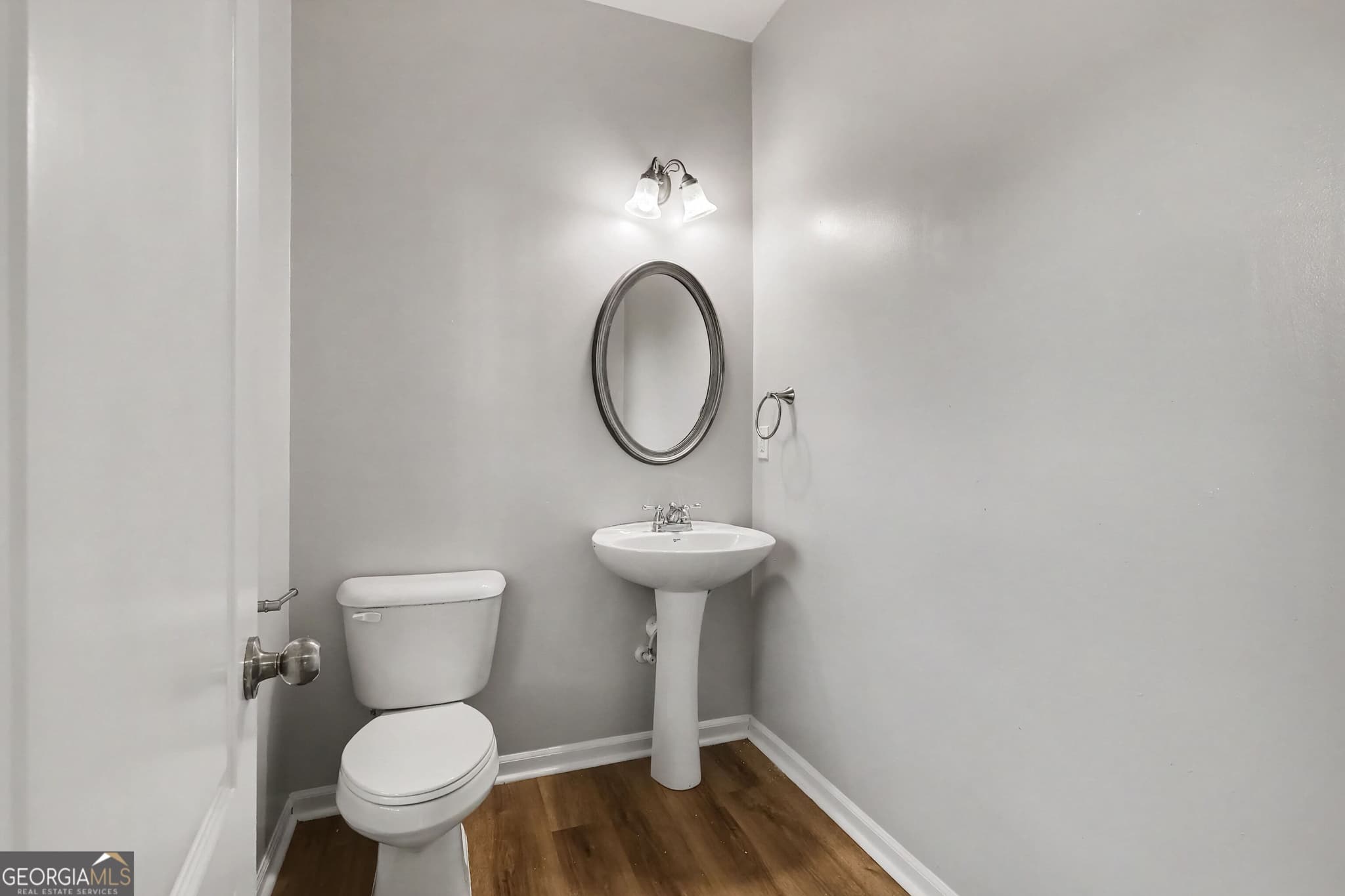 4 bedroom, 2.5 bathroom, 2,800 sq ft single family residence for rent at 1409 Stone Bay Drive, Atlanta, GA 30331 for $2,595 a month — photo 10