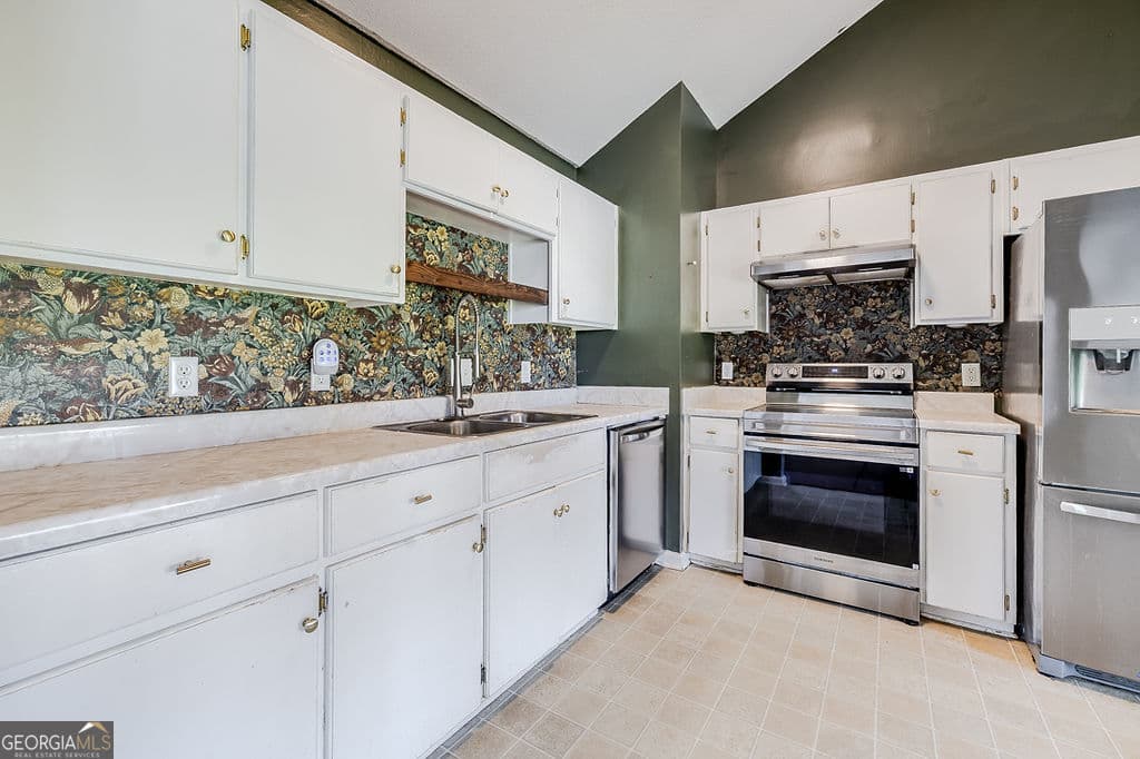 3 bedroom, 2 bathroom, 1,221 sq ft single family residence for sale at 123 Berwick Lakes Boulevard, Pooler, GA 31322 — photo 7