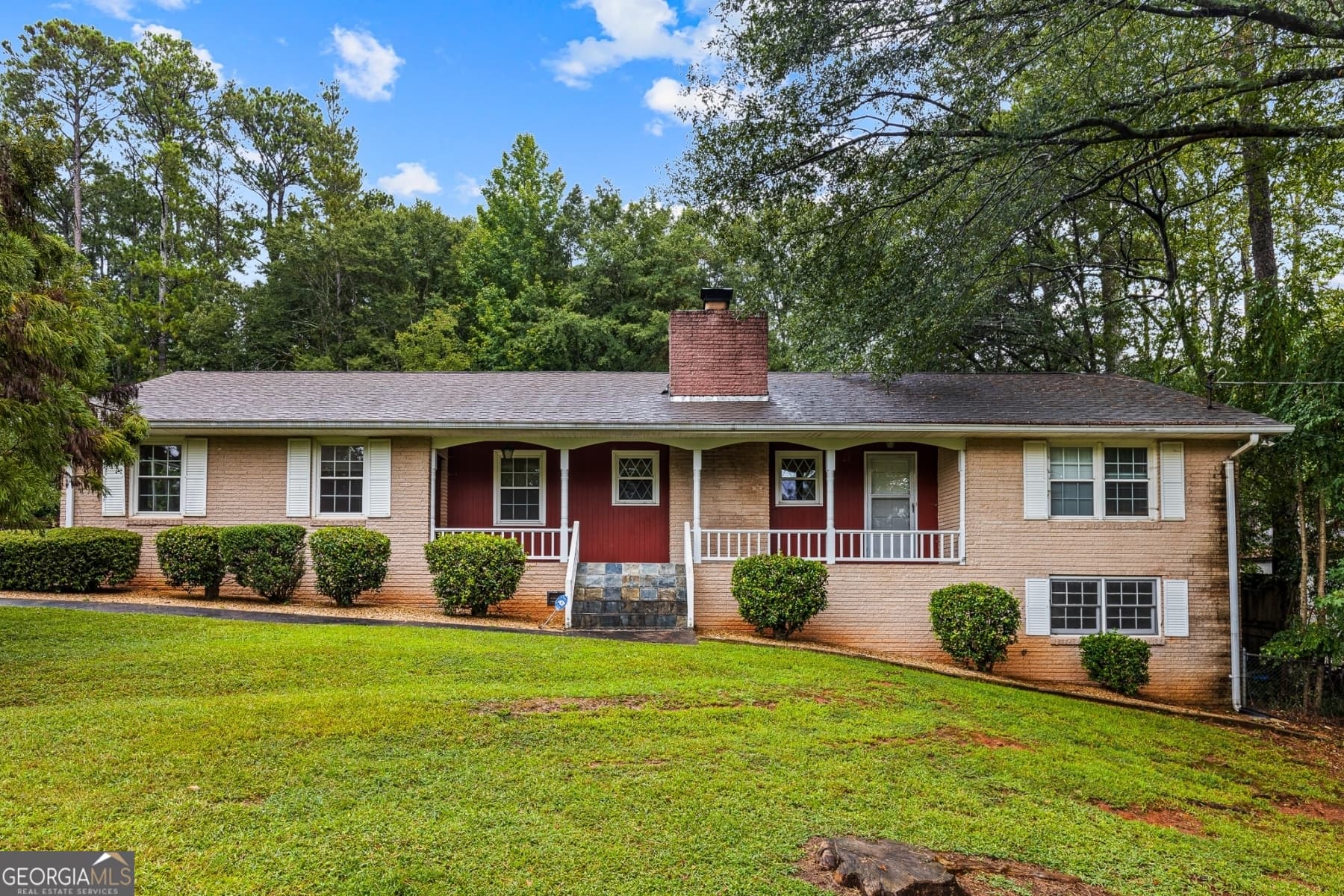 2 bedroom, 2 bathroom, 2,189 sq ft single family residence for rent at 3345 Canary Lake Drive, Duluth, GA 30096 for $1,795 a month — photo 1 of 1