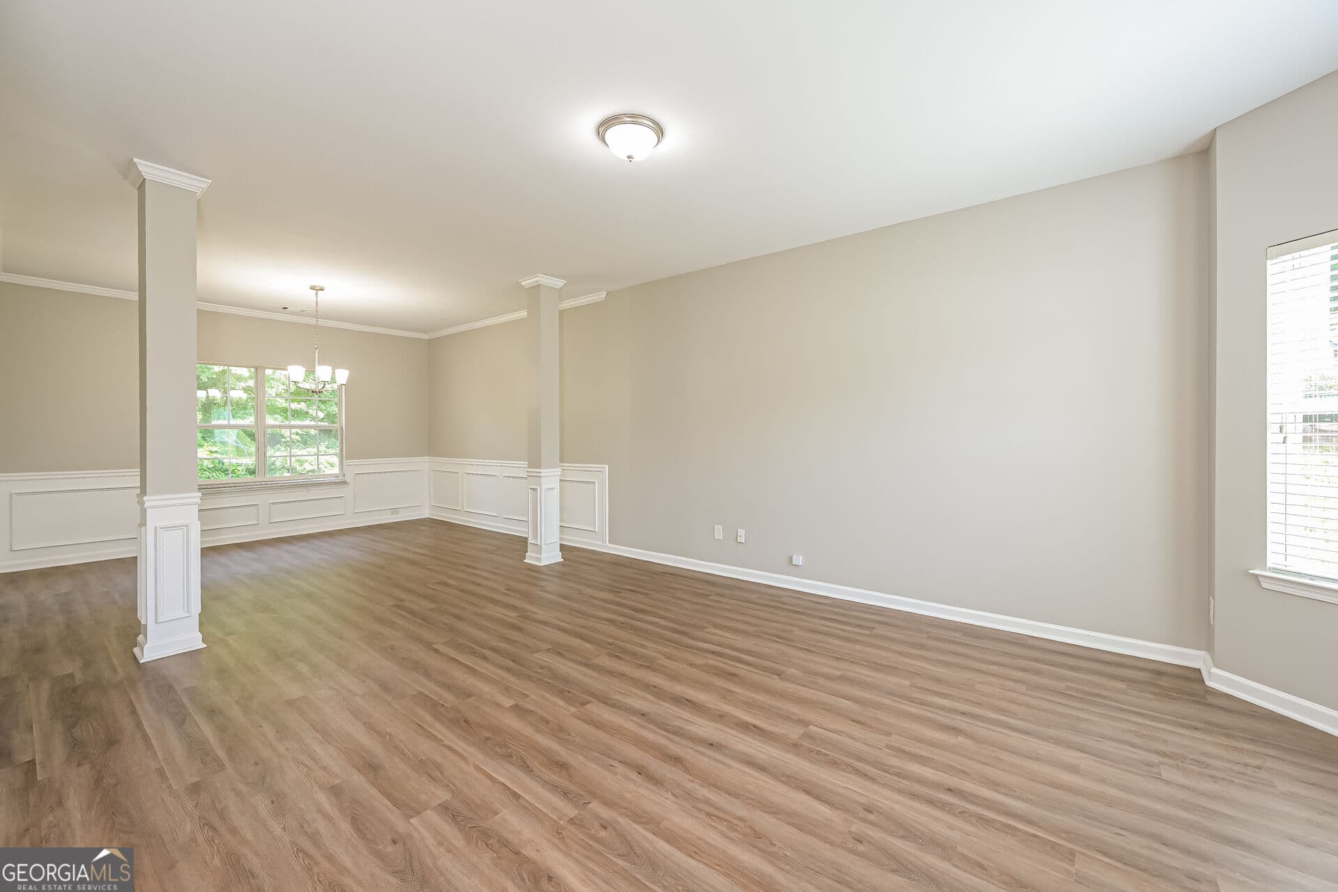4 bedroom, 2.5 bathroom, 2,900 sq ft single family residence for sale at 999 Baltic Way, Lithonia, GA 30058 — photo 2