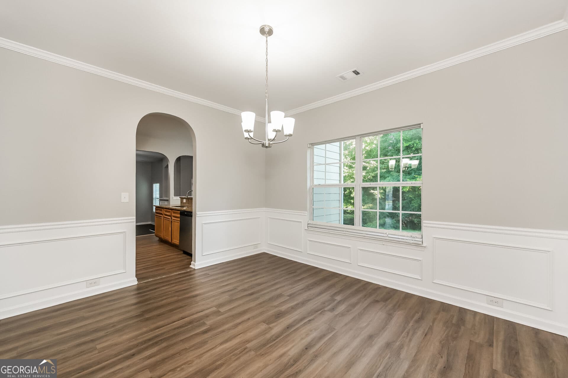 4 bedroom, 2.5 bathroom, 2,900 sq ft single family residence for sale at 999 Baltic Way, Lithonia, GA 30058 — photo 4