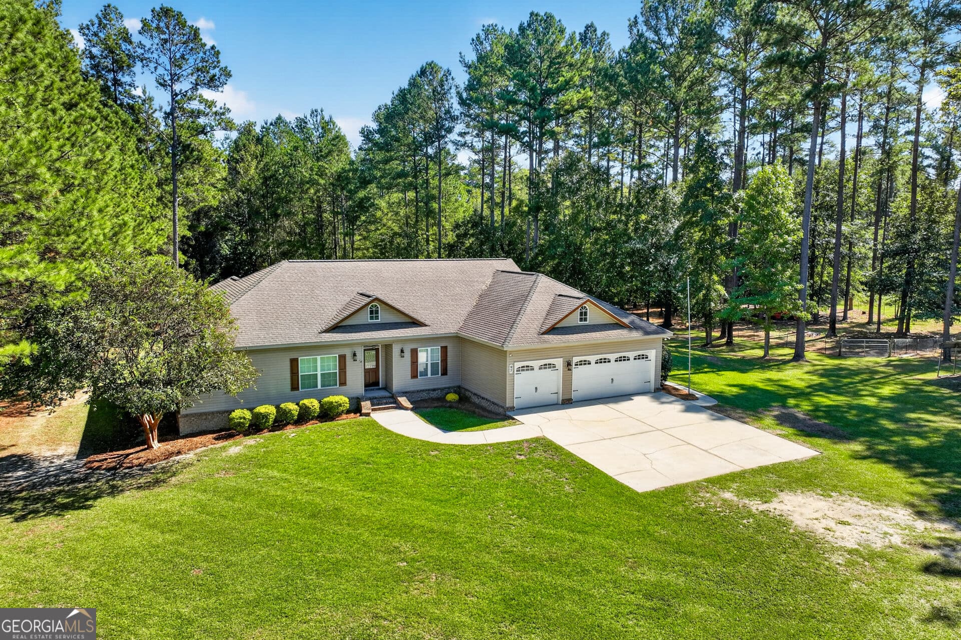 5 bedroom, 4 bathroom, 2,685 sq ft single family residence for sale at 97 Jeni Wright Lane, Brooklet, GA 30415 — photo 4