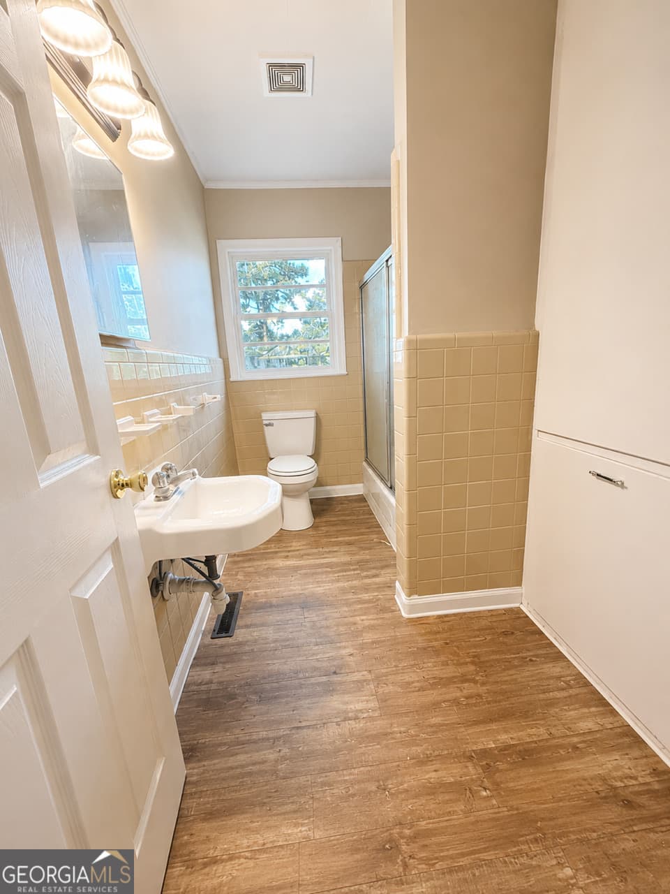 3 bedroom, 1 bathroom, 1,176 sq ft single family residence for sale at 1405 Green Avenue, Douglas, GA 31533 — photo 4