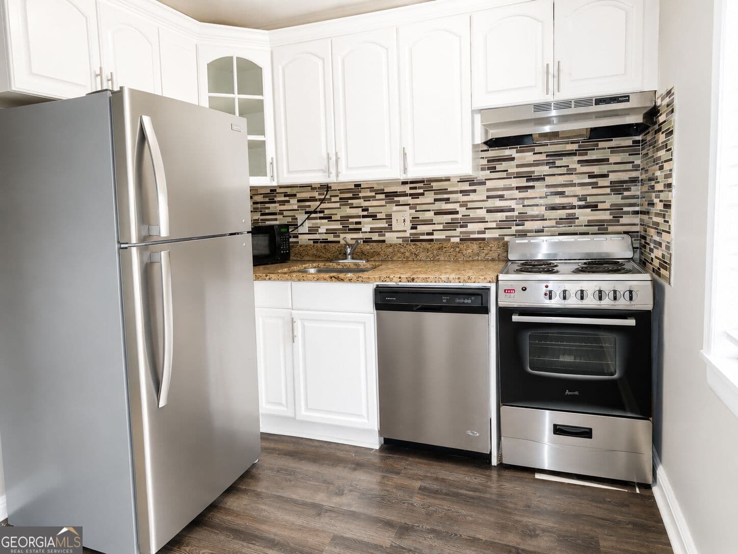 1 bathroom, 500 sq ft apartment for rent at 21 Delmont Drive 13, Atlanta, GA 30305 for $1,300 a month — photo 4