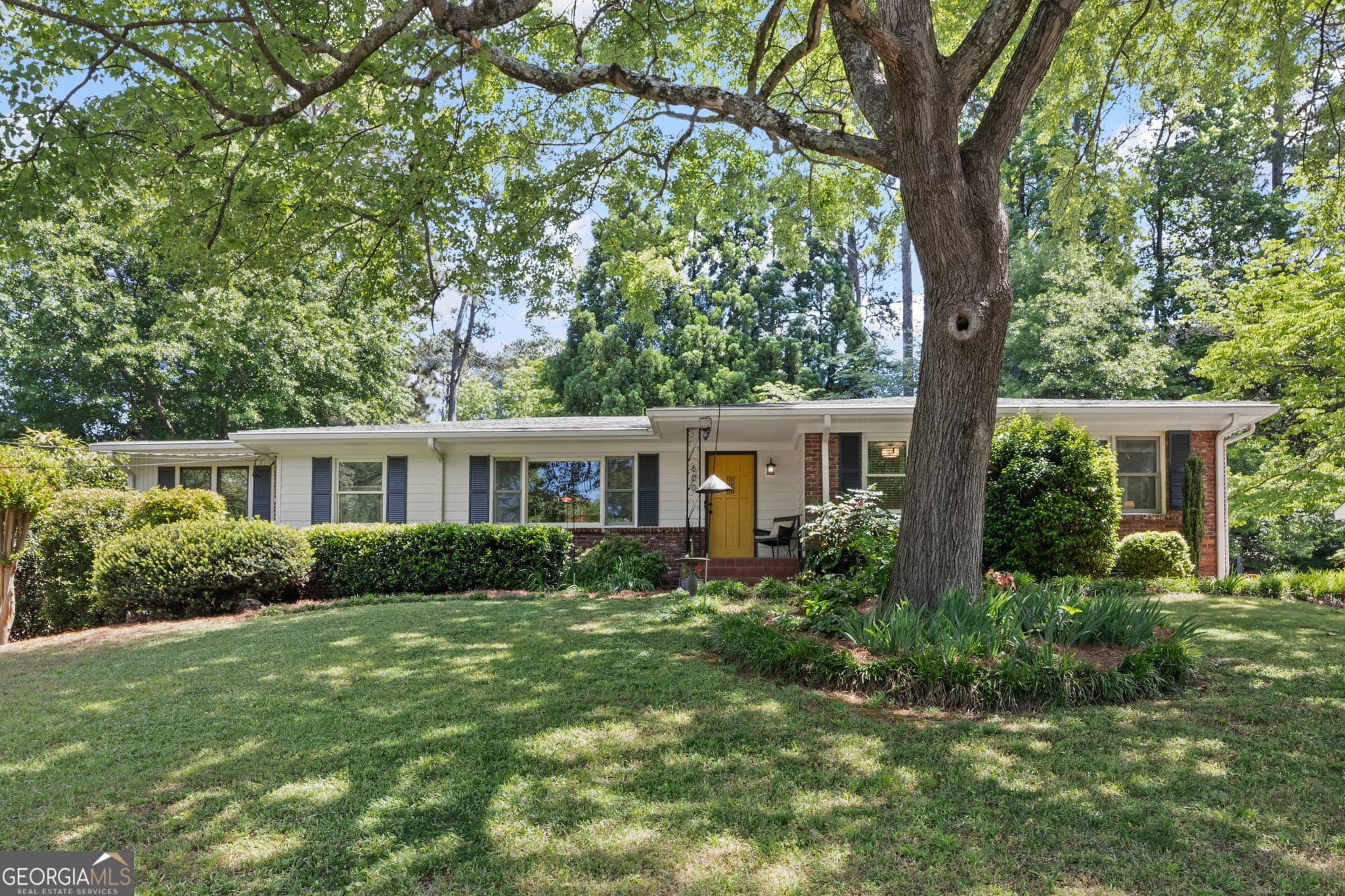 3 bedroom, 2 bathroom, 2,018 sq ft single family residence sold at 600 Densley Drive, Decatur, GA 30033