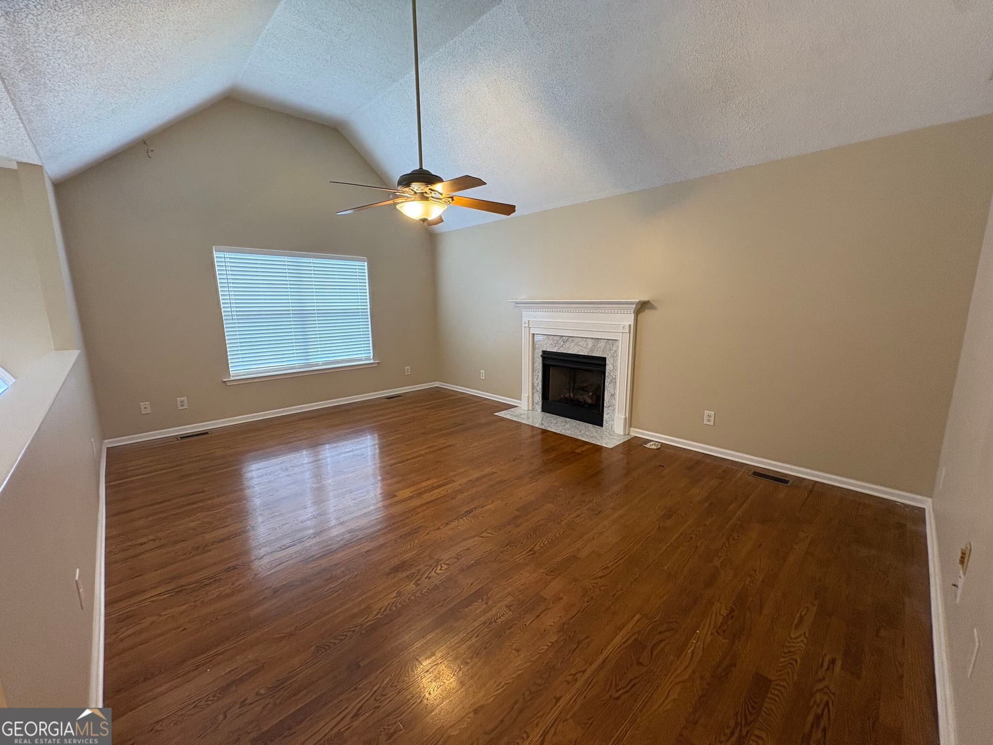 5 bedroom, 3 bathroom, 2,230 sq ft single family residence for rent at 13 Ferry Crossing Drive, Rome, GA 30161 for $2,250 a month — photo 3