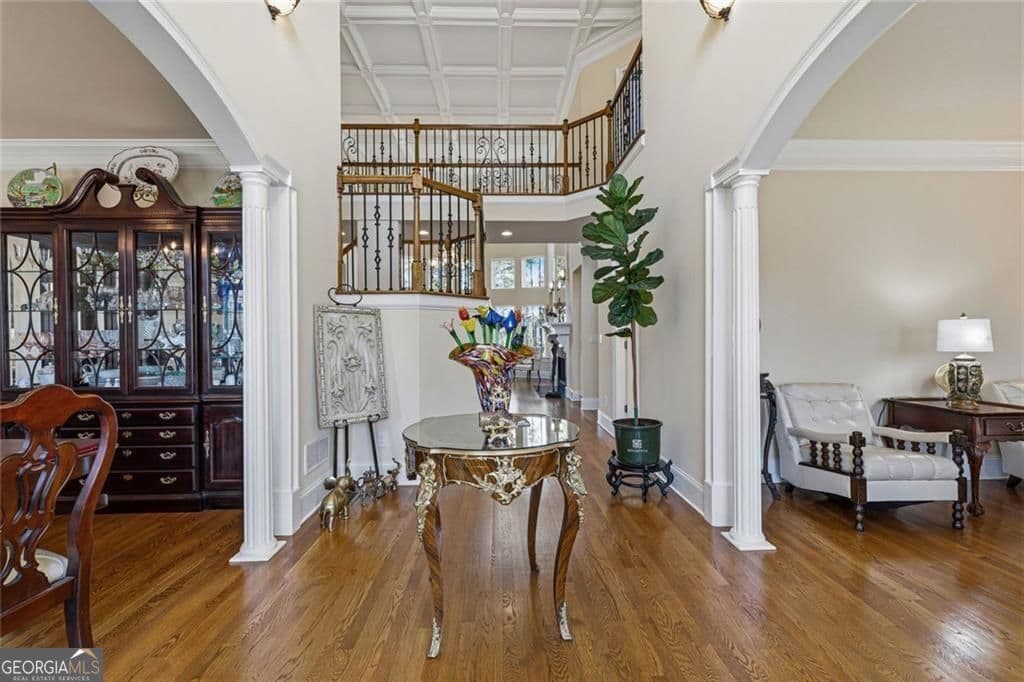 7 bedroom, 5.5 bathroom, 5,969 sq ft single family residence for sale at 5662 Tuxedo Drive, Douglasville, GA 30135 — photo 4