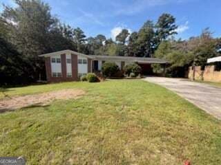 5 bedroom, 3 bathroom, 3,141 sq ft single family residence for sale at 323 Forest Hill Drive, Warner Robins, GA 31088 — photo 2